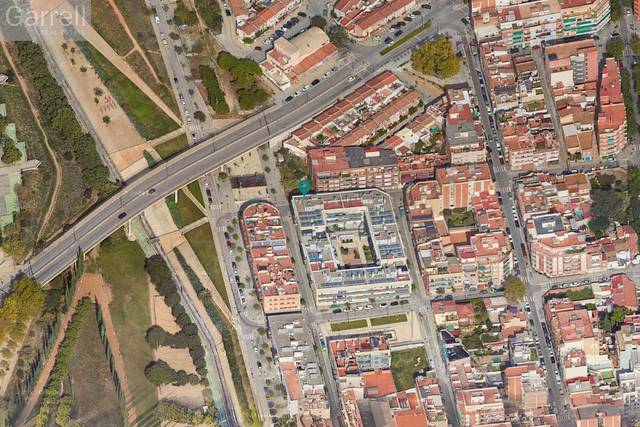 Terreno residencial en Venta en carrer PERE III 
 BADALONA (BARCELONA) en Morera