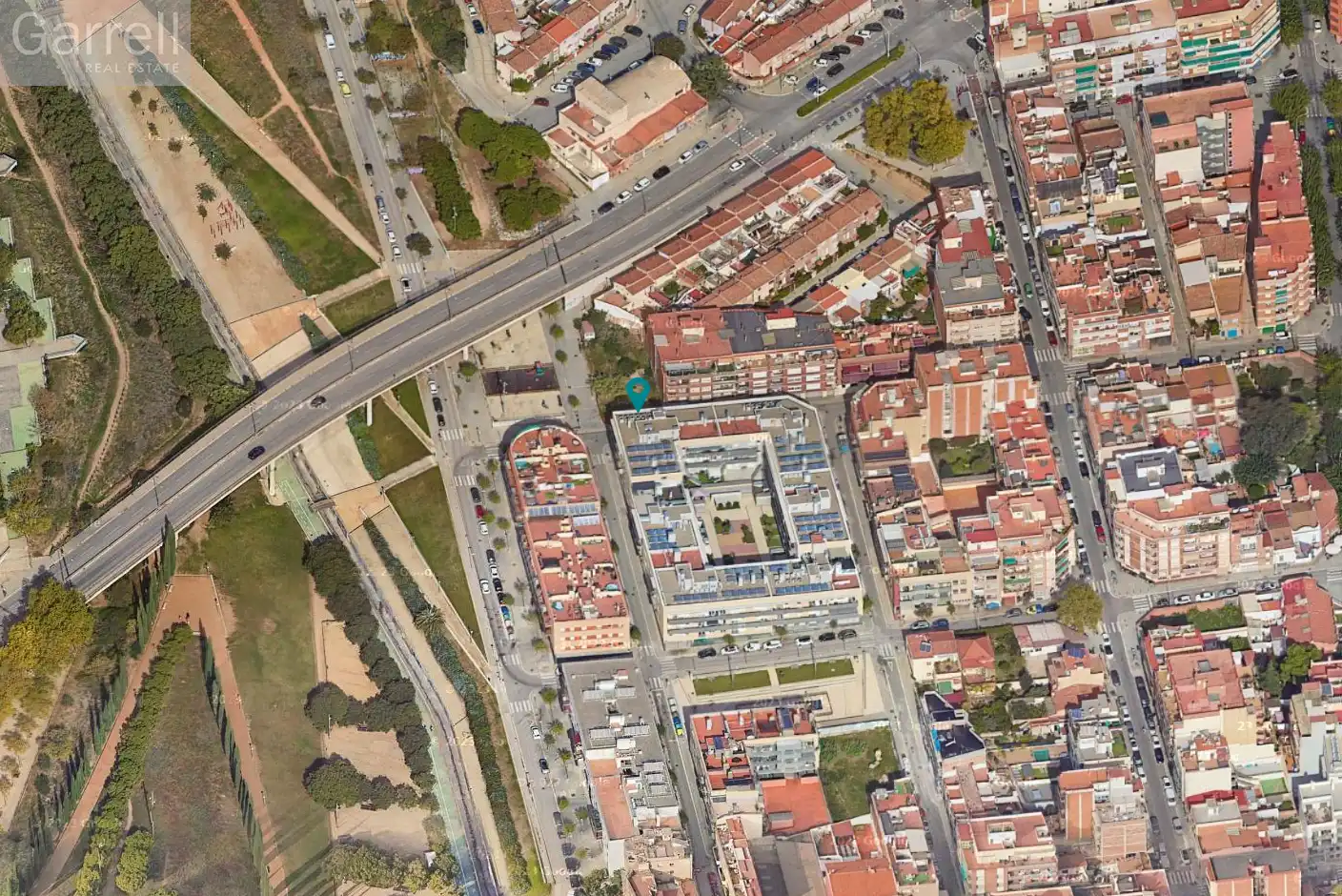 Terrenos y solares en venta en carrer PERE III 
 BADALONA (BARCELONA)