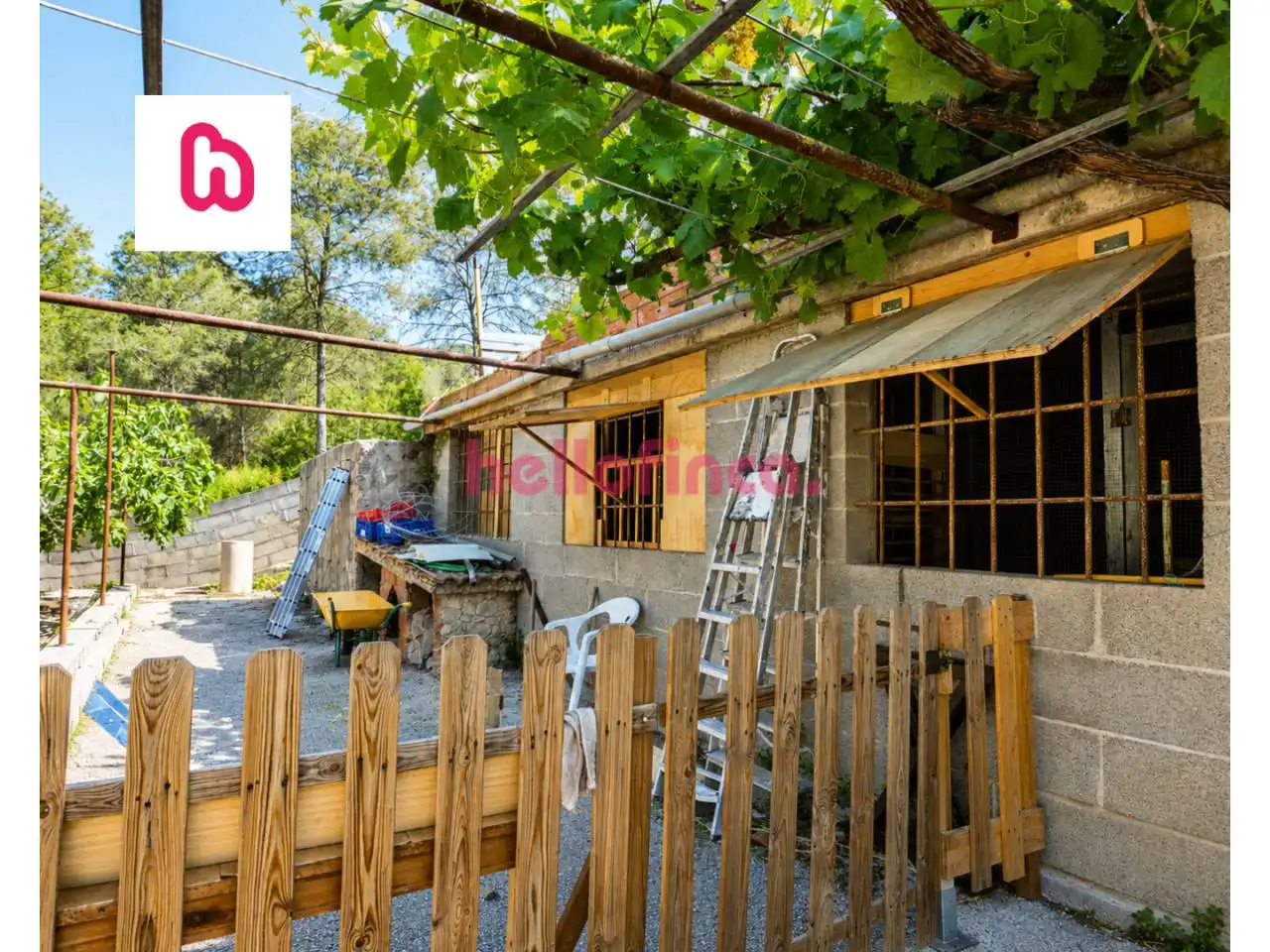 Vista exterior de Casa o xalet en venda en Olivella amb Aire condicionat, Calefacció i Jardí privat