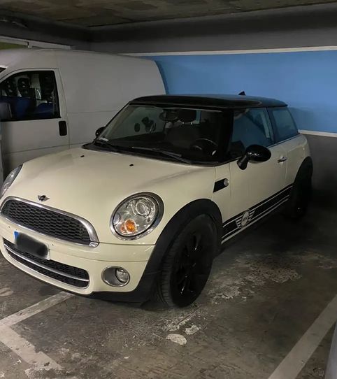 Foto 2 de Garatge en venda a Avenida José Laguillo, San Carlos - San José, Sevilla Capital