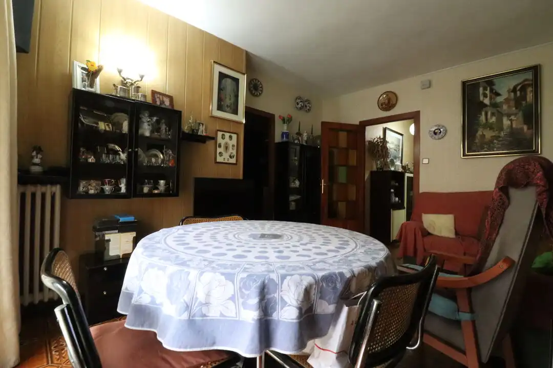 Comedor de Piso en venta en Barcelona con Calefacción