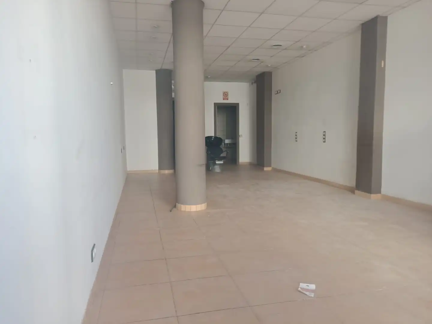 Locale commerciale in vendita a C/ Folch i Torres, imagen 2