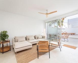 Living room of Flat for sale in Ses Salines  with Air Conditioner, Heating and Terrace