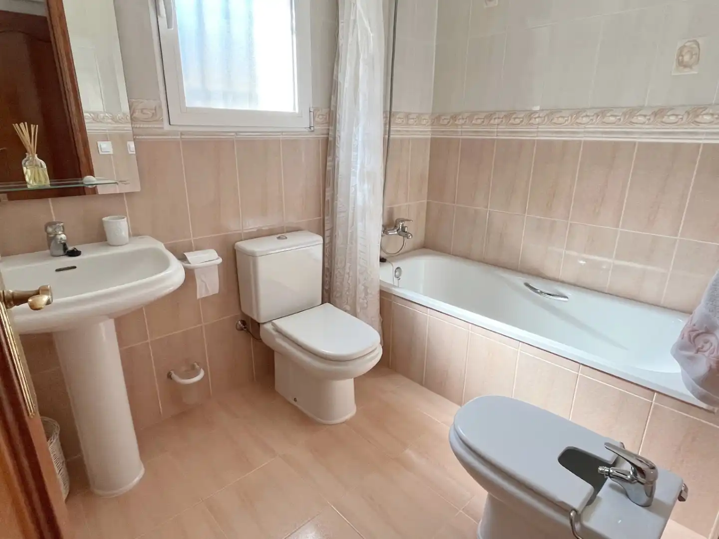 Bathroom of Houses for sale in El Ràfol d'Almúnia  with Air Conditioner, Heating and Terrace