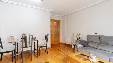 Photo 3 of Flat to rent in C. Esperanza Sánchez Carrascosa, Valdeacederas, Madrid