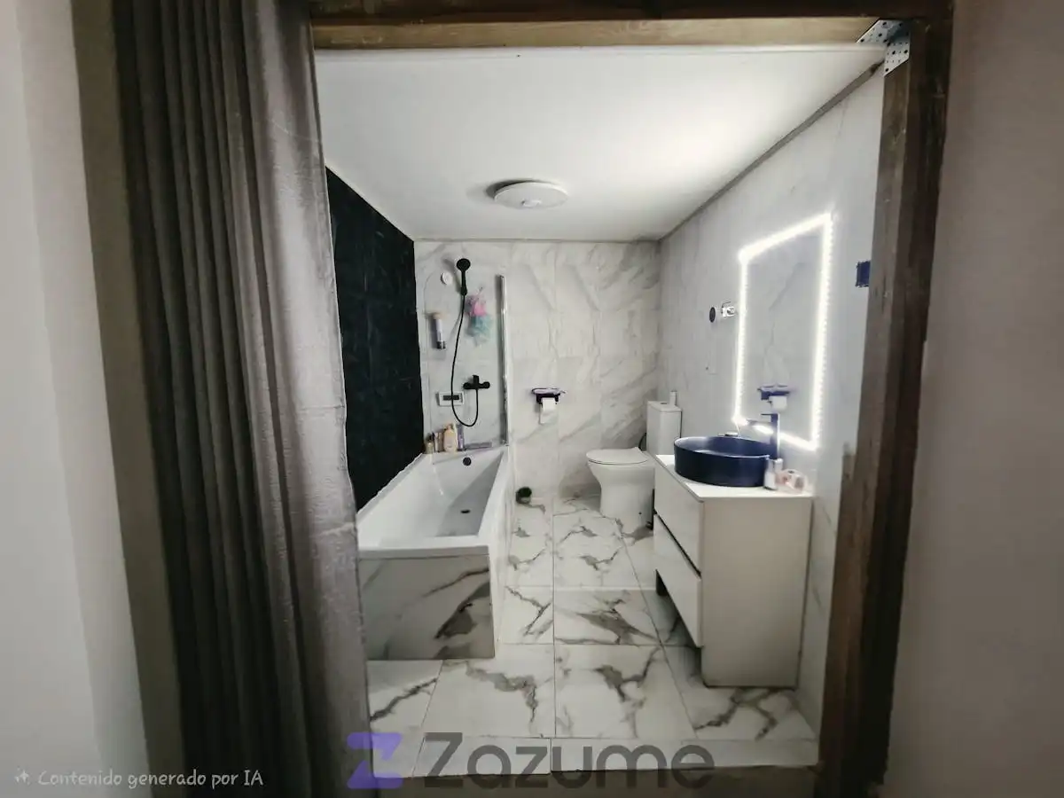 Baño de Piso de alquiler en Madrid con Aire acondicionado, Calefacción y Parquet