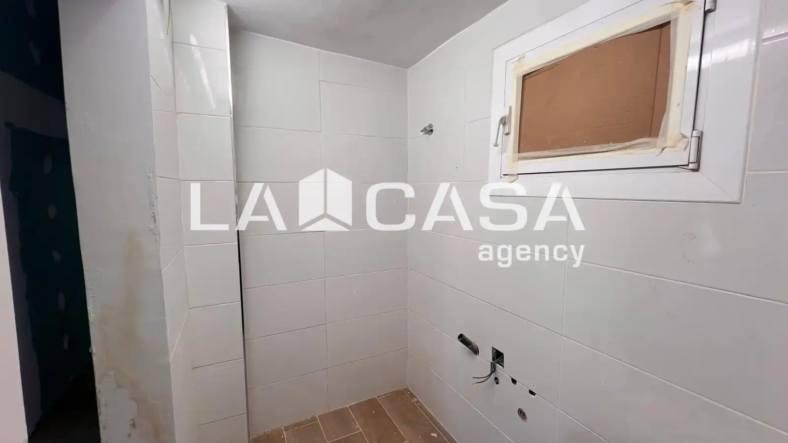 Local comercial en venda a Nou Barris, imagen 11