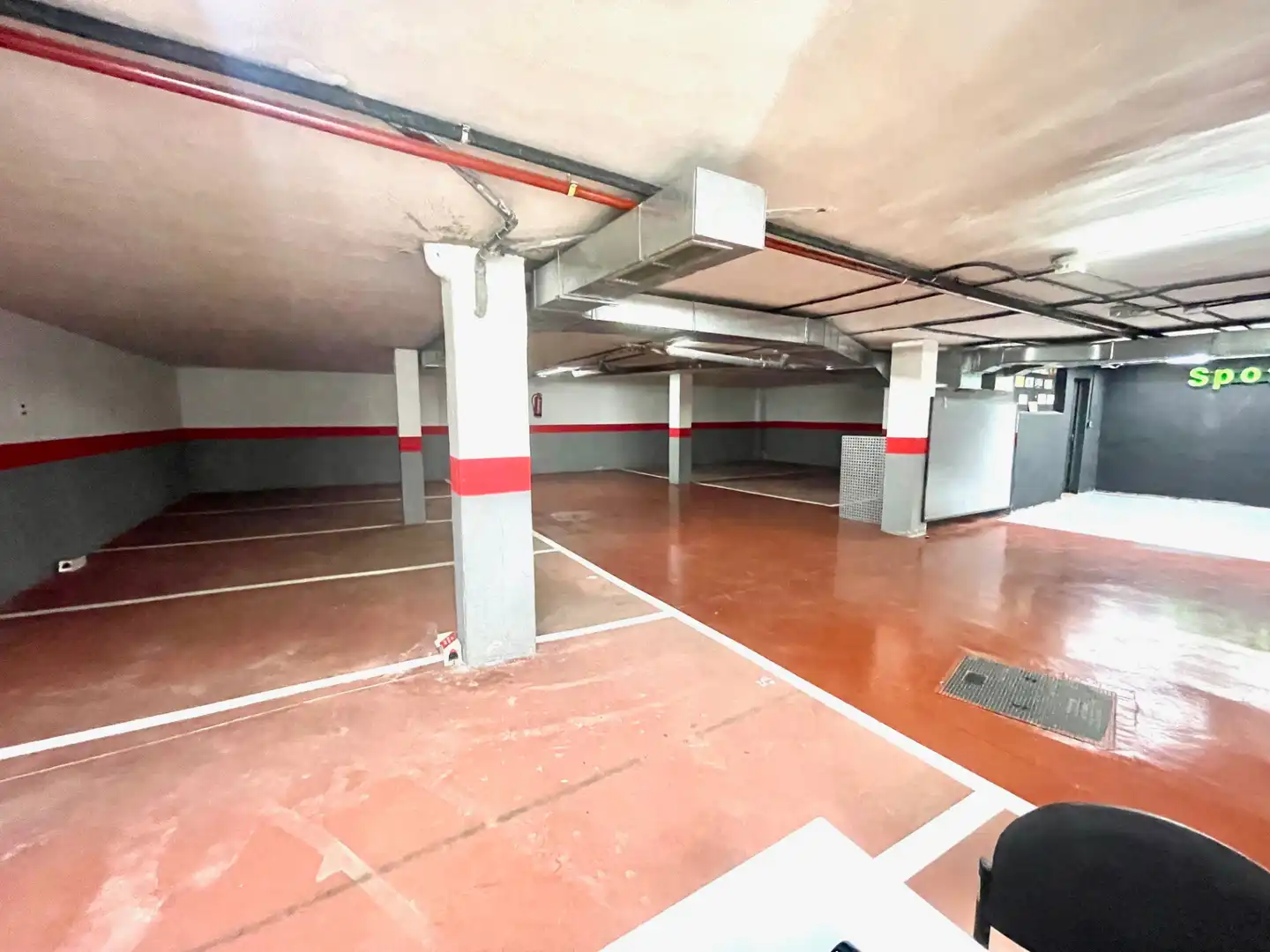 Parkplatz von Geschaftsraum zum Verkauf in Madrid