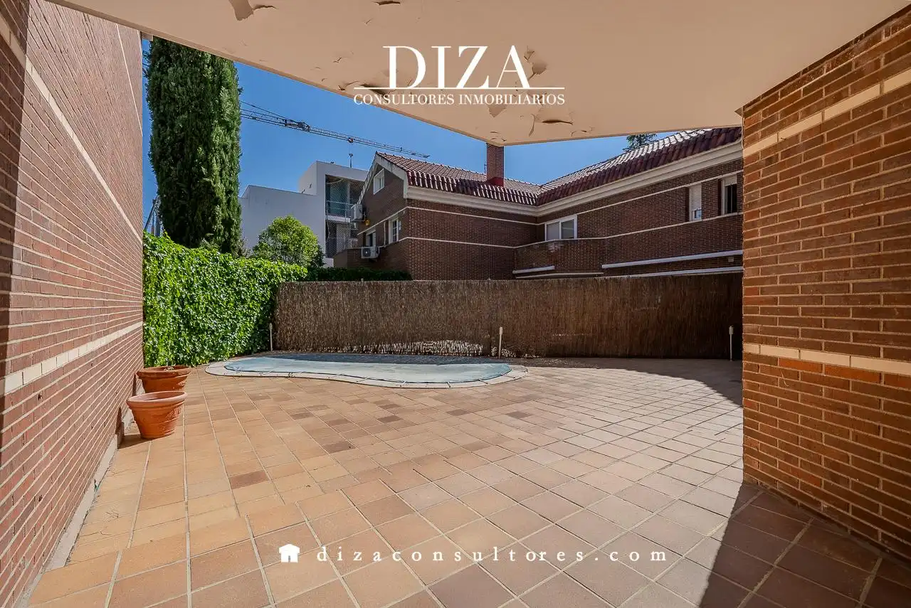 Casa con piscina en alquiler en De La Victoria, imagen 5