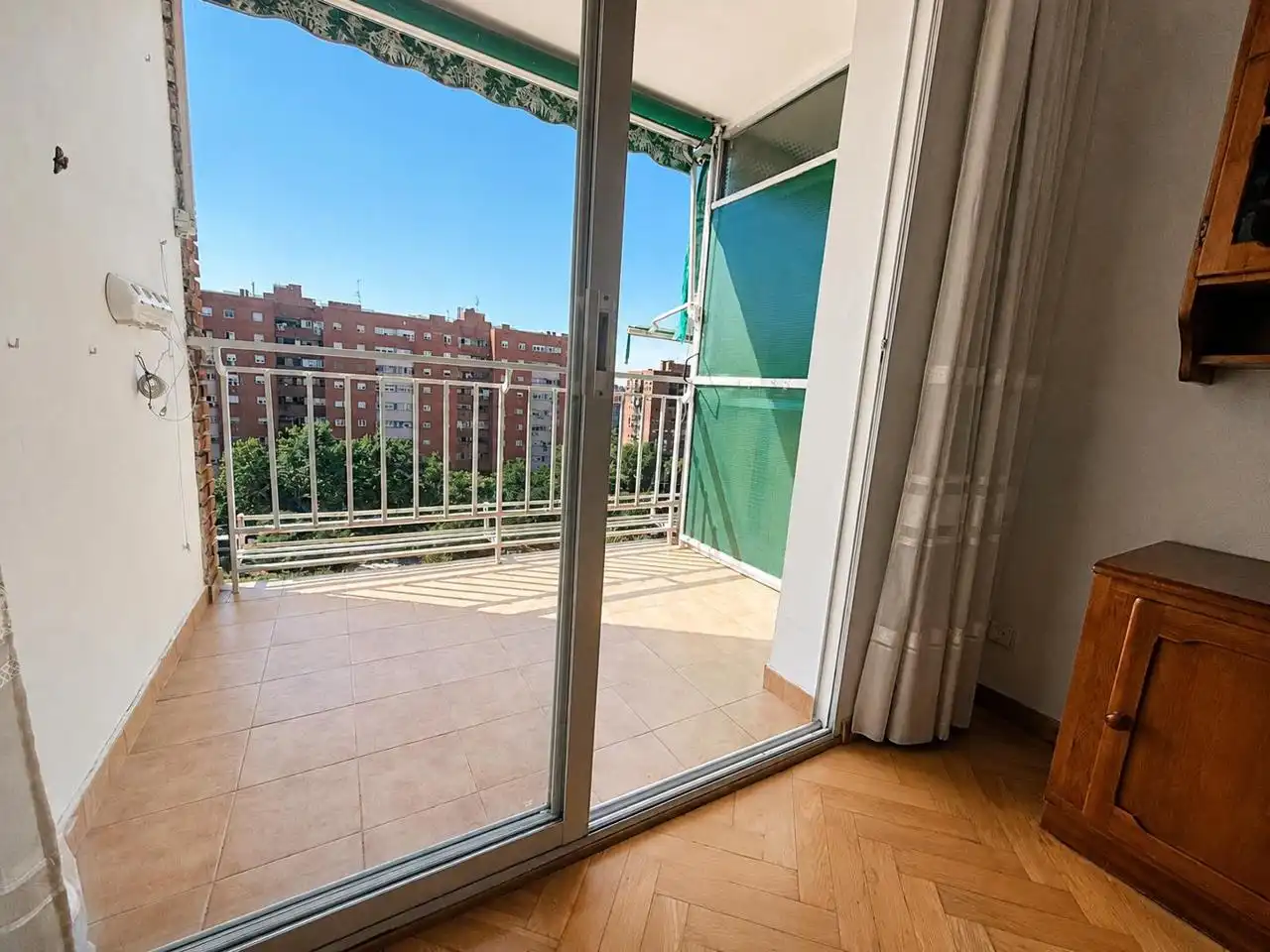 Terraza de Piso en venta en Madrid con Calefacción, Parquet y Terraza
