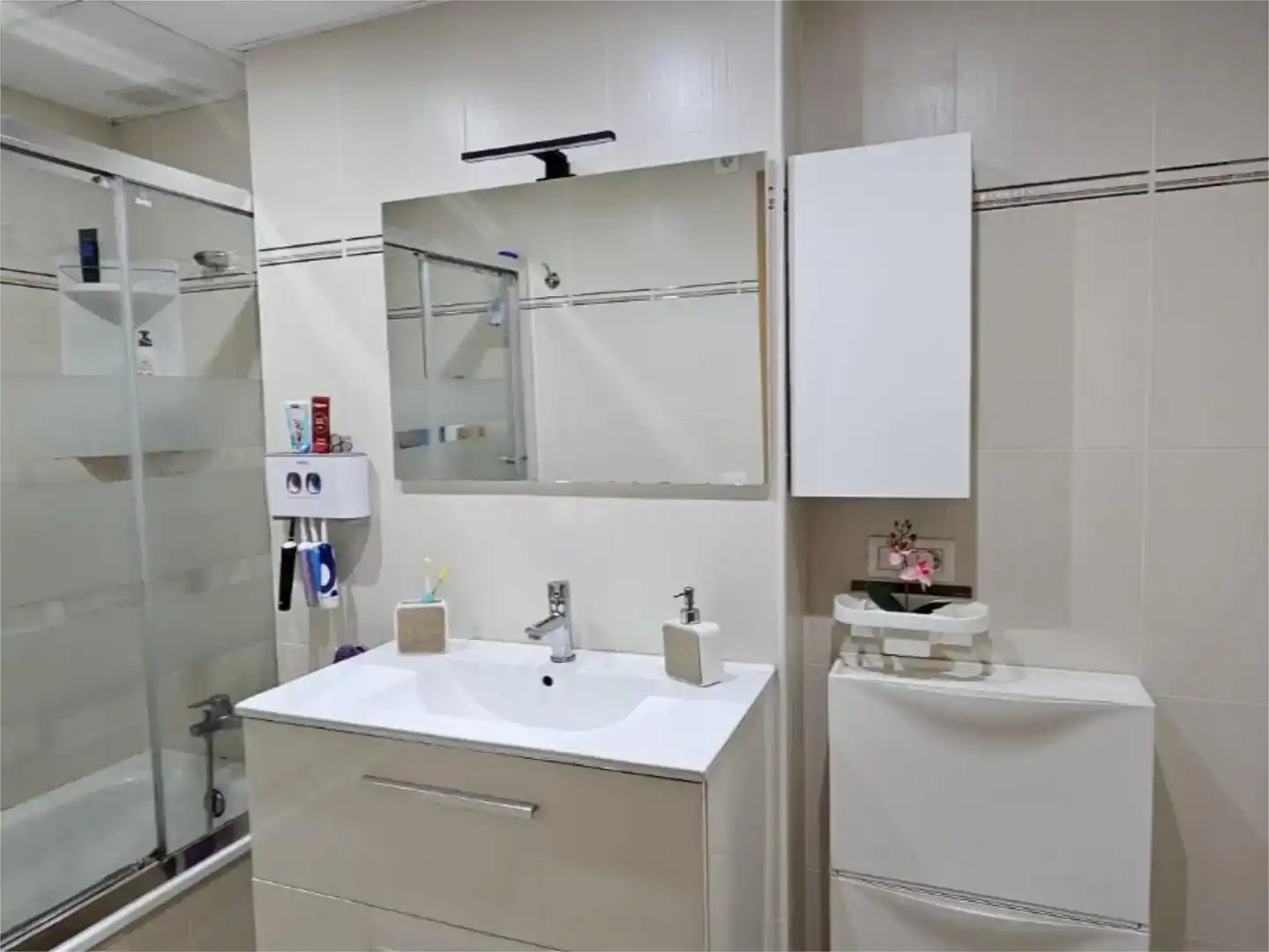 Badezimmer von Wohnung zum Verkauf in Peñíscola / Peníscola mit Klimaanlage und Balkon