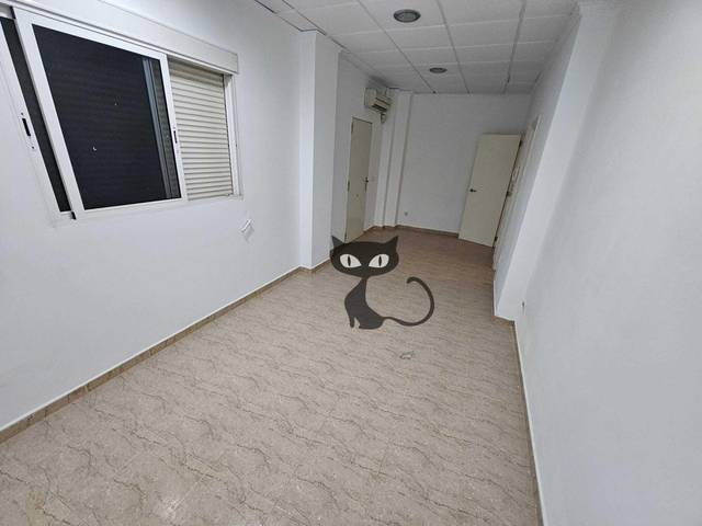 Local comercial en Alquiler en Massanassa