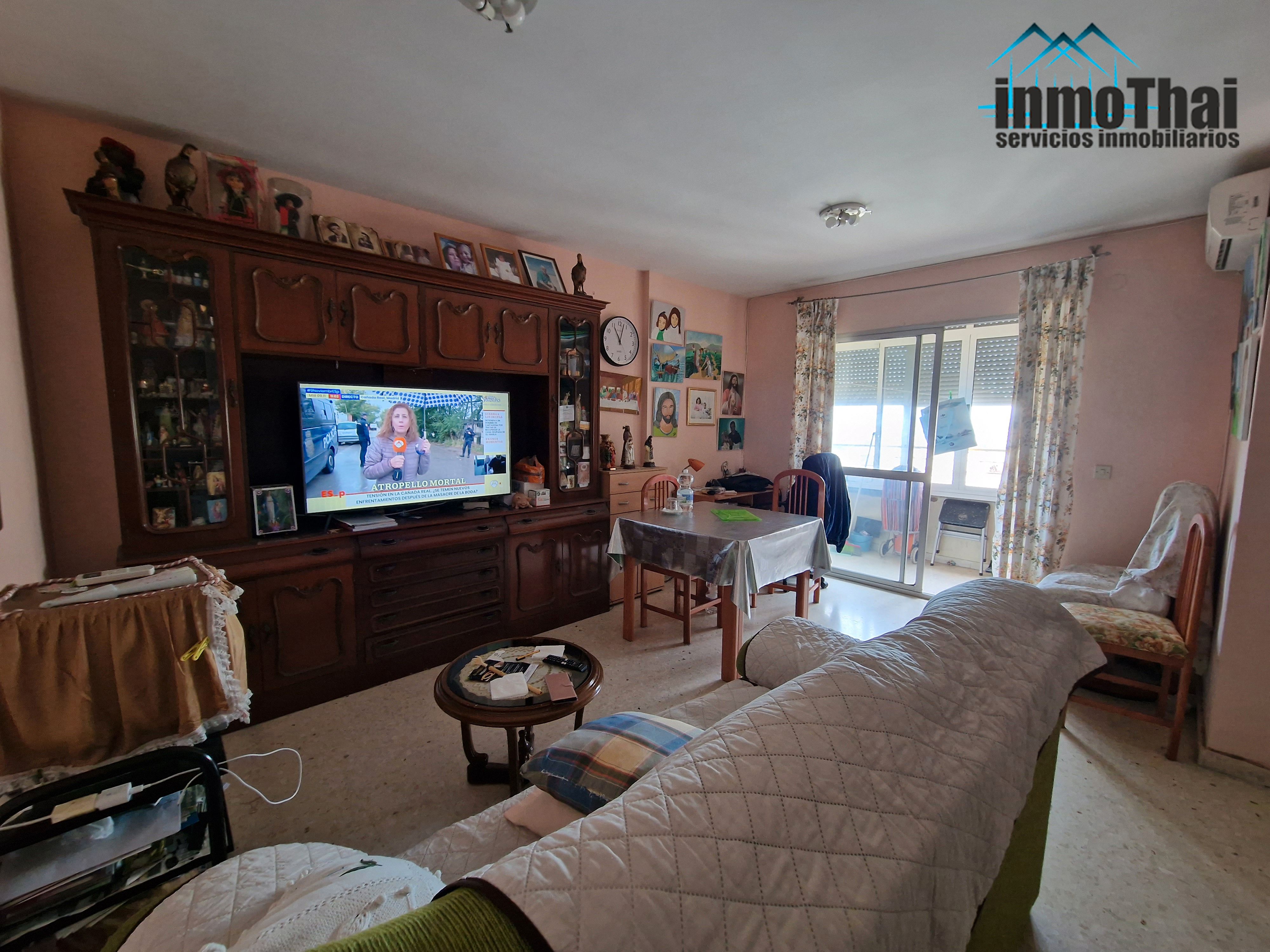 Living room of Flat for sale in Jerez de la Frontera  with Air Conditioner, Terrace and Furnished