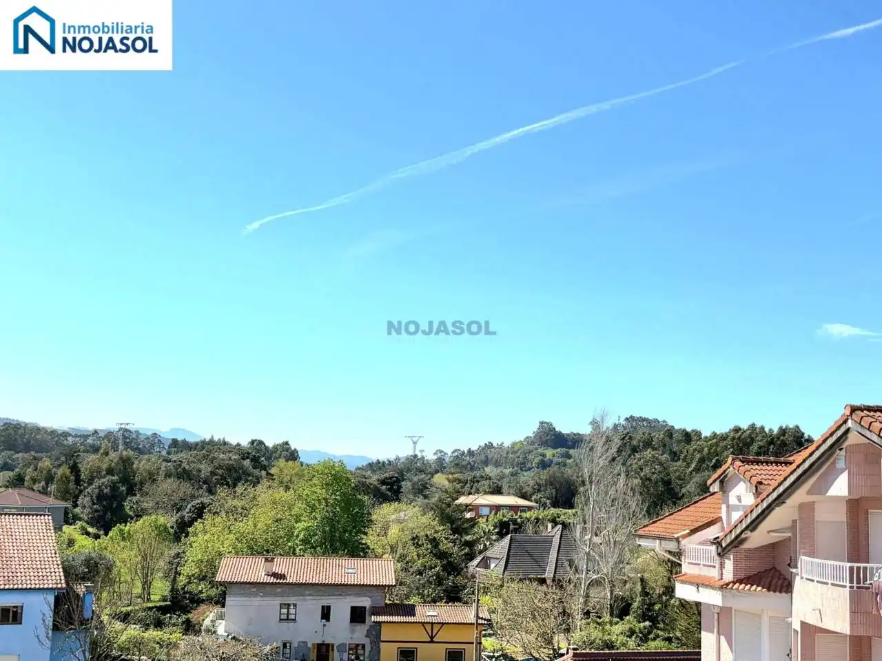Wohnung zur Miete in Noja mit Heizung, Terrasse und Möbliert