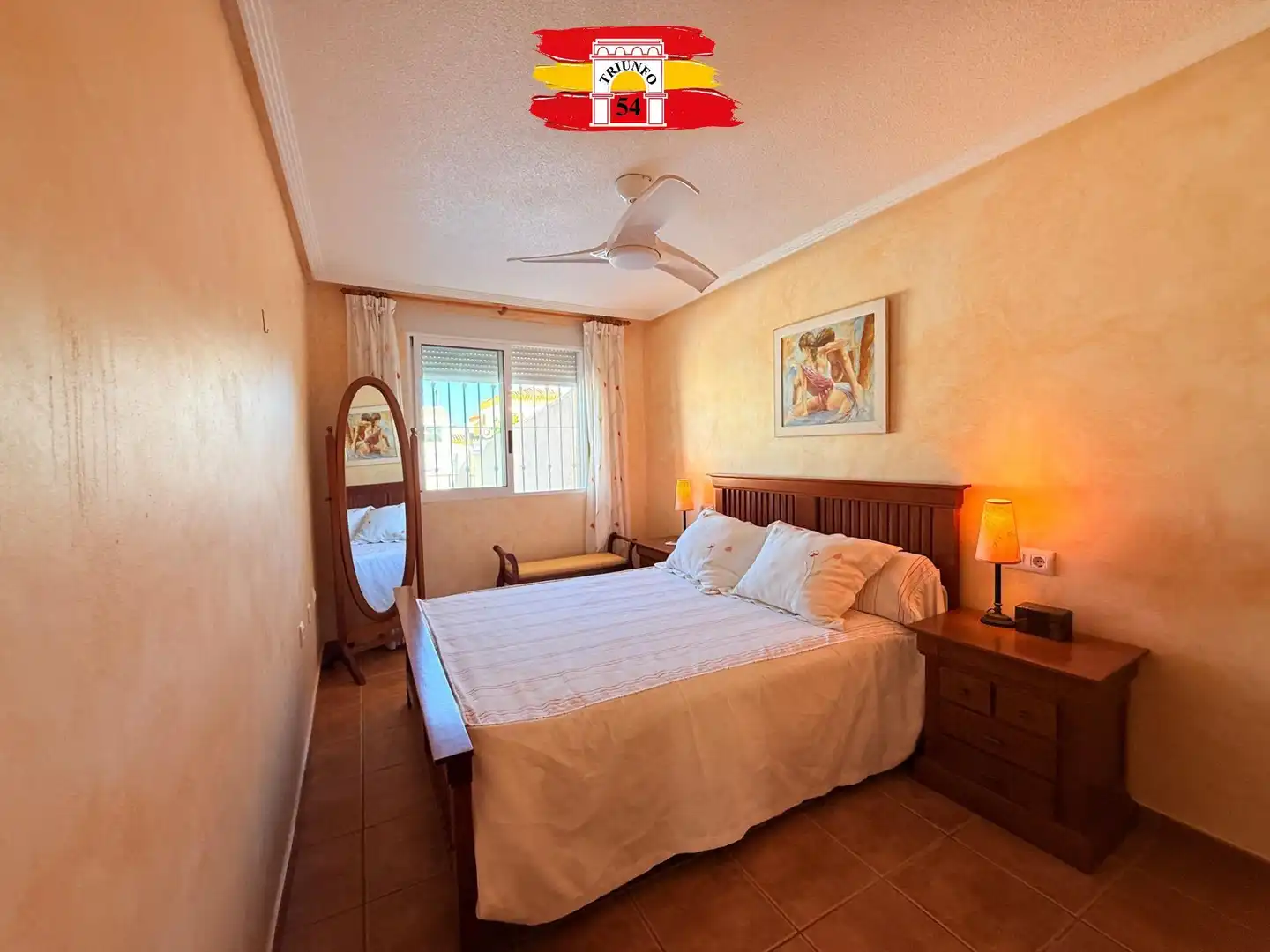 Habitación de Casa adosada en venta en Pilar de la Horadada con Aire acondicionado, Calefacción y Jardín privado