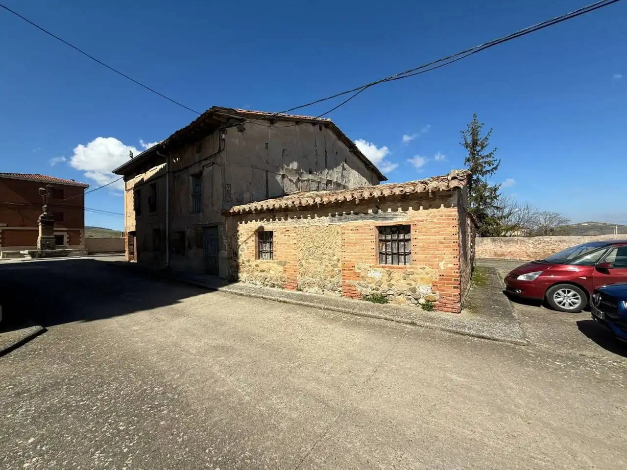 Exterior view of Houses for sale in Castildelgado  with Heating and Private garden