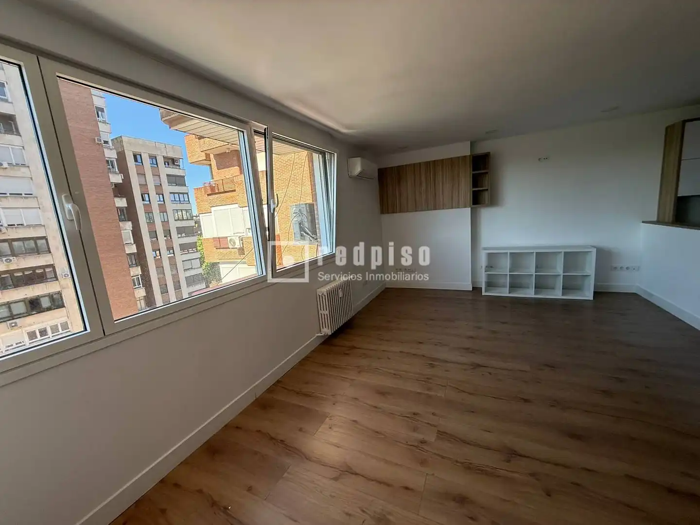 Schlafzimmer von Loft zur Miete in Madrid mit Klimaanlage
