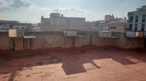 SE VENDE PISO DE TRES PLANTASGARAJE PARA 6 COCHESBUENA ZONA, imatge 2