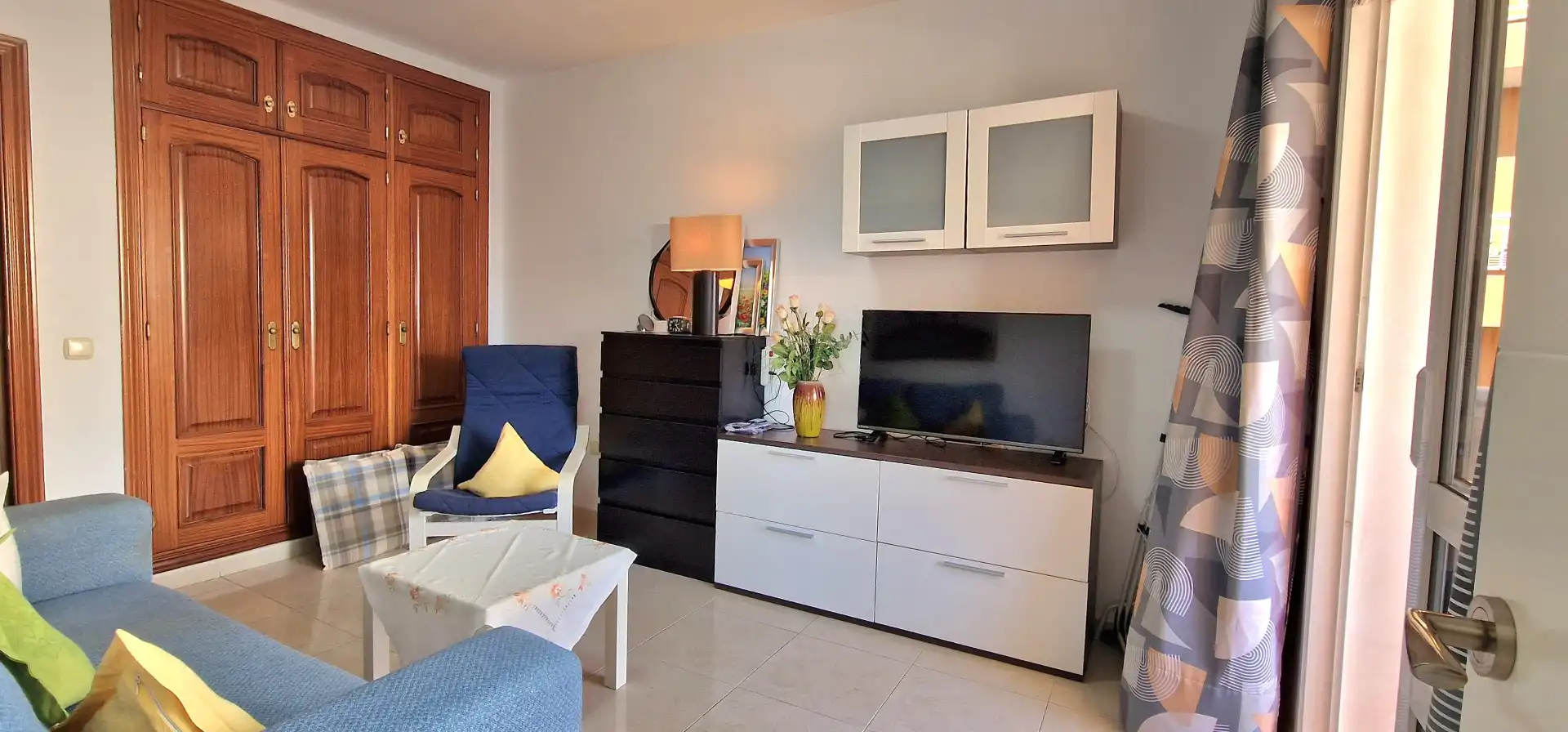 Sala de estar de Apartamento en venta en Adeje con Terraza, Amueblado y Horno