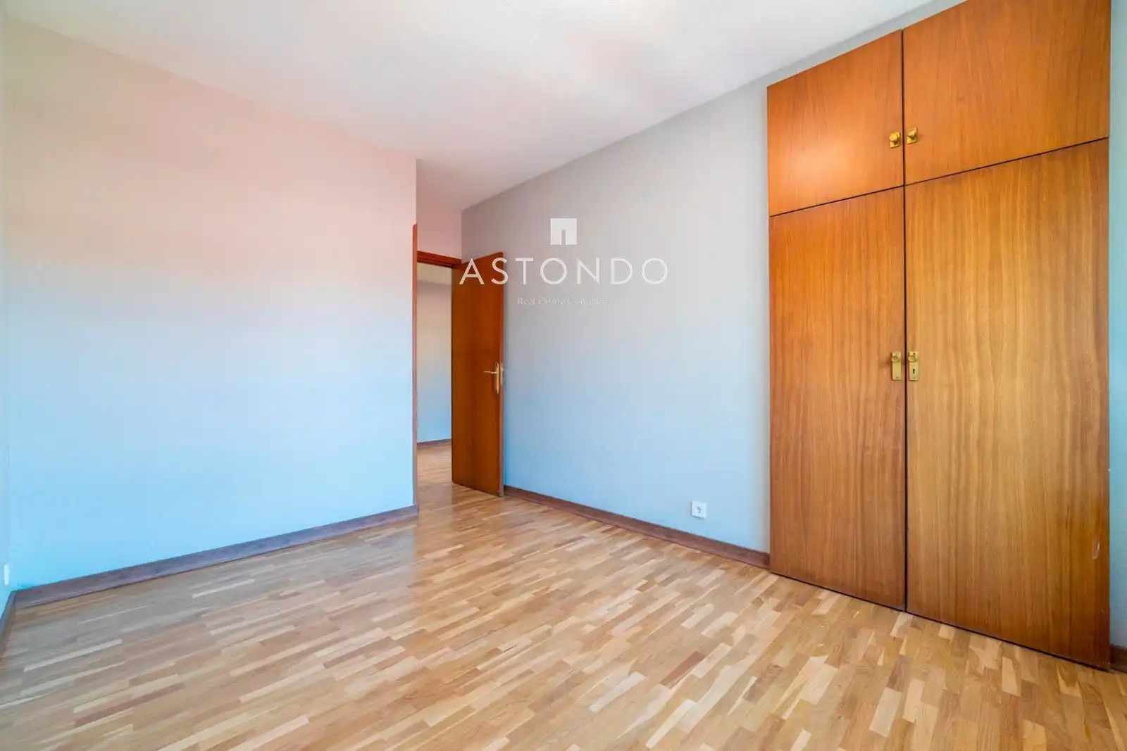Bedroom of Flat for rent in Madrid  with Air Conditioner, Heating and Terrace