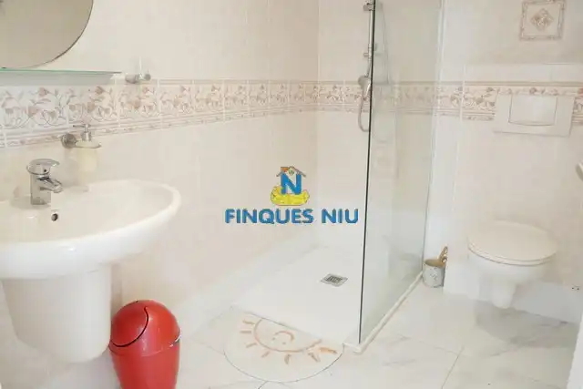 Casa con piscina en venta en Carrer Sant Martí, imagen 105