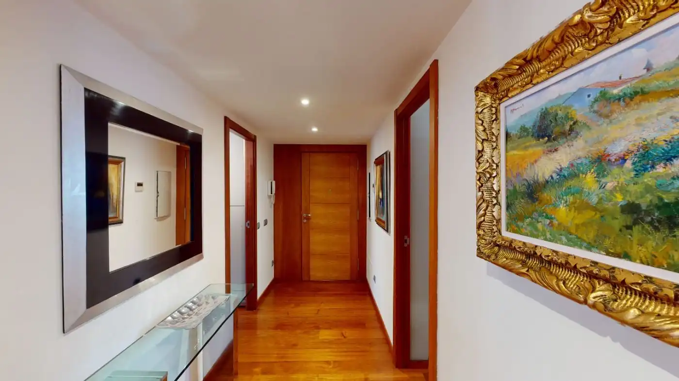 Piso con terraza en venta en Calle Baró de Pinopar 14, imagen 26