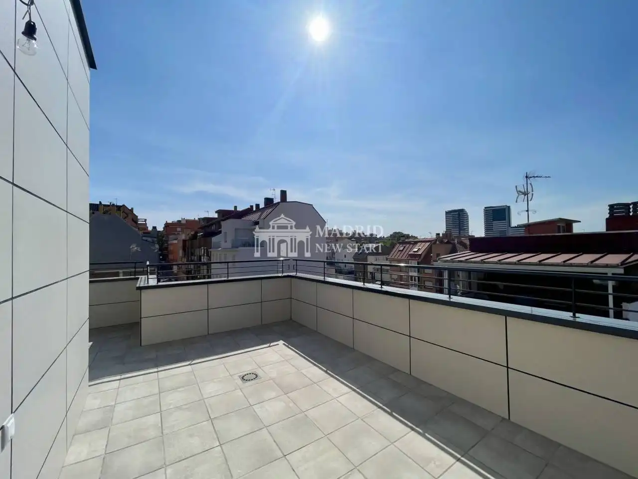 Terraza de Ático de alquiler en Madrid con Aire acondicionado, Calefacción y Terraza