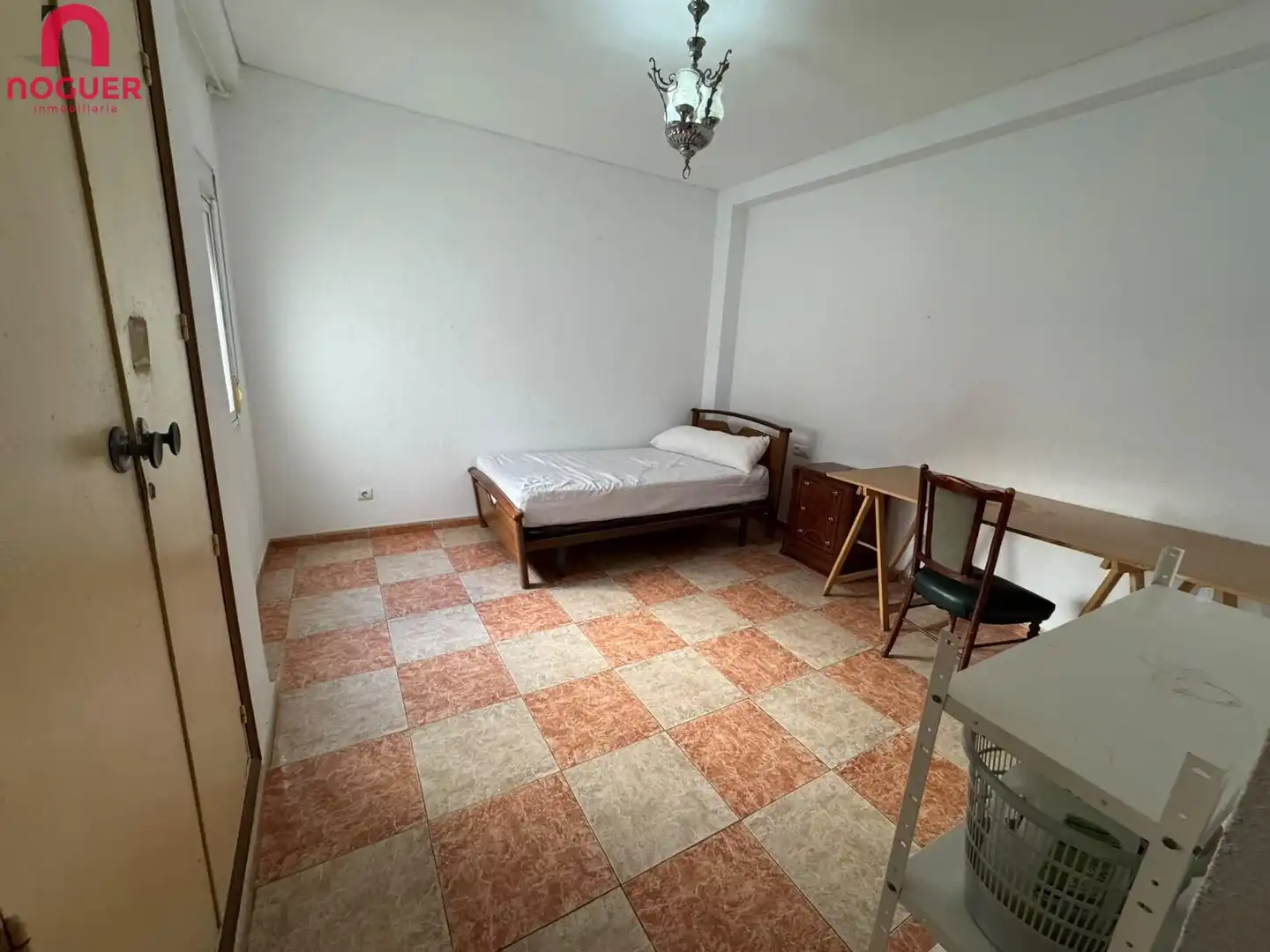 Piso con ascensor en venta en Poniente-Sur