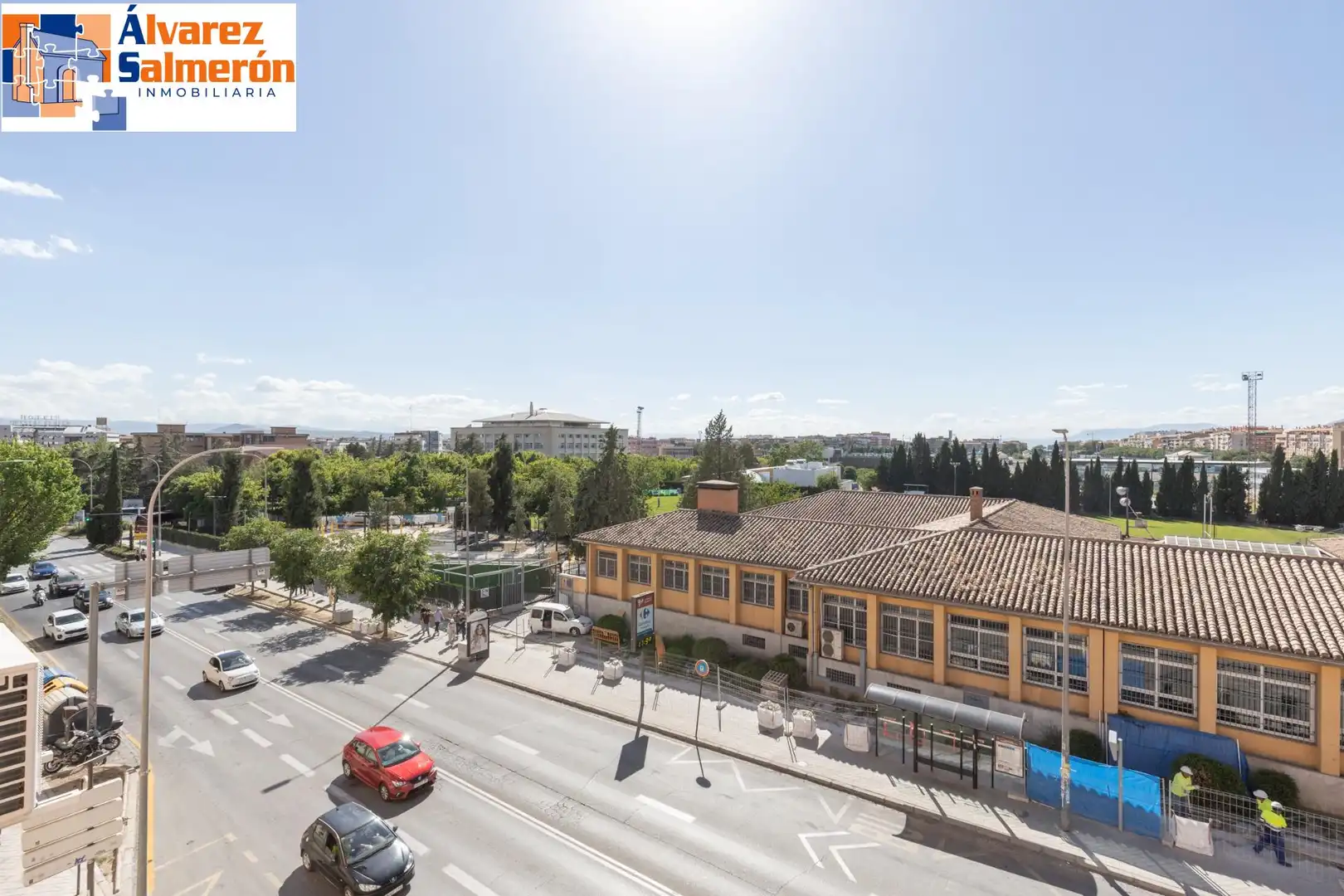 Außenansicht von Wohnung zum Verkauf in Granada mit Klimaanlage und Heizung