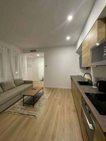 Piso en Alquiler en N/A en Sol