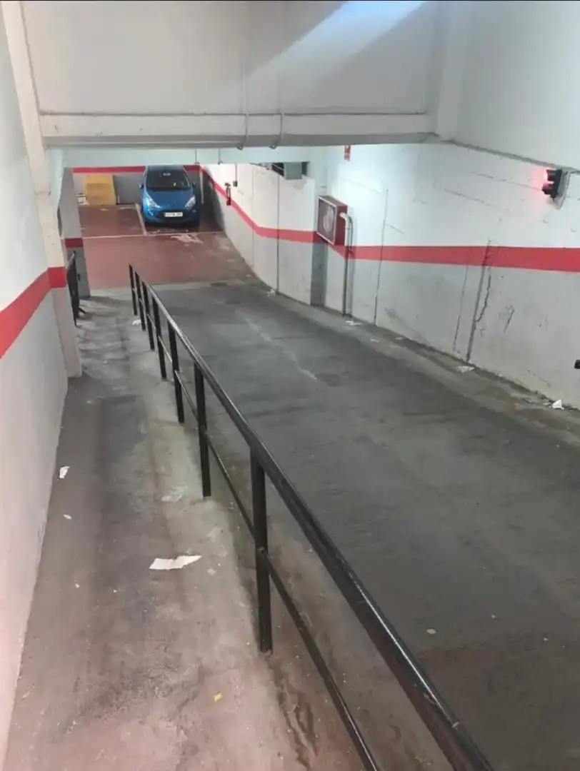 Parking de Garaje en venta en La Florida - Les Planes