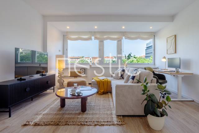 Apartamento en Alquiler en Calle del Marqués de la Ensenada, 16 en Justicia - Chueca