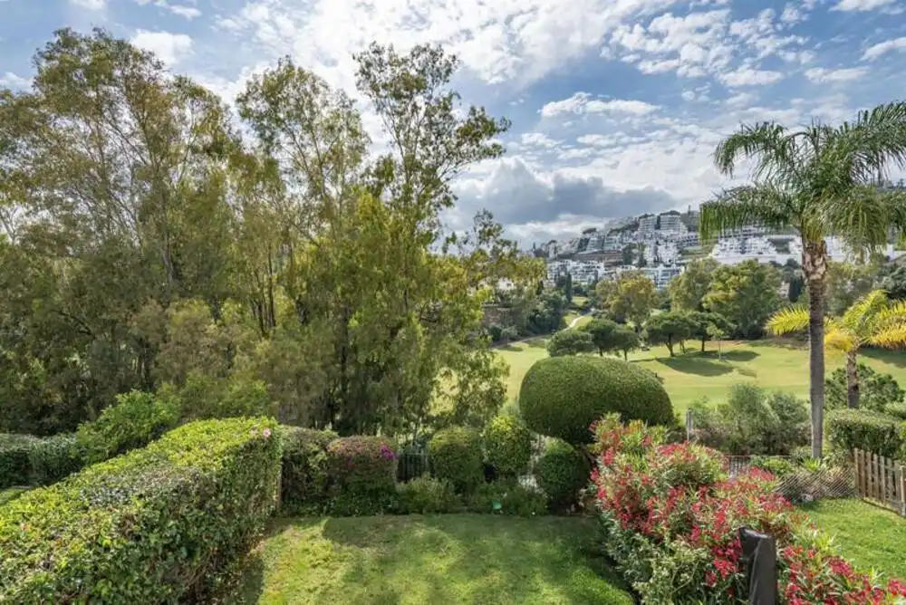 Jardín de Casa adosada de alquiler en Benahavís con Aire acondicionado, Jardín privado y Terraza