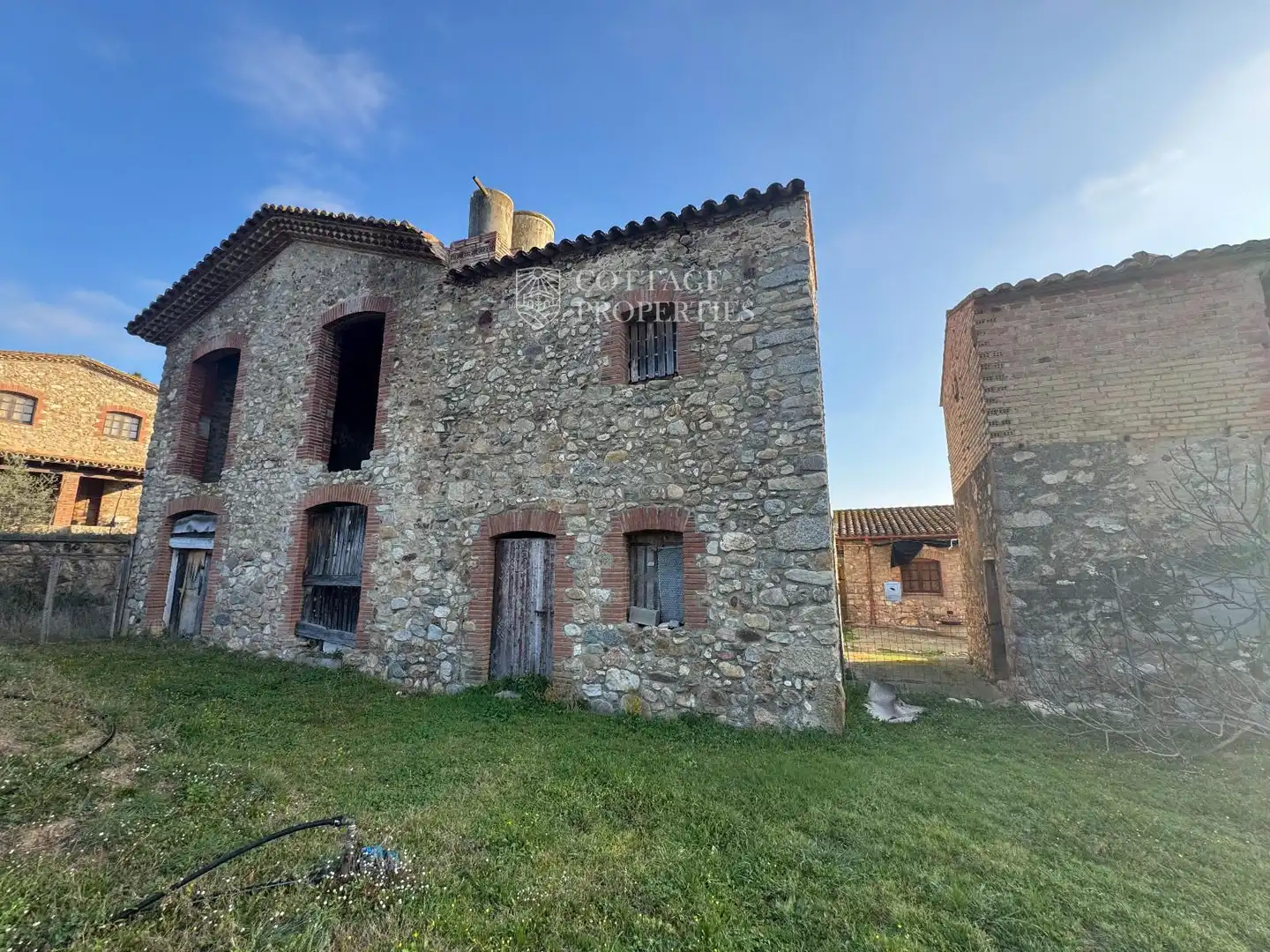 Vista exterior de Finca rústica en venta en Darnius