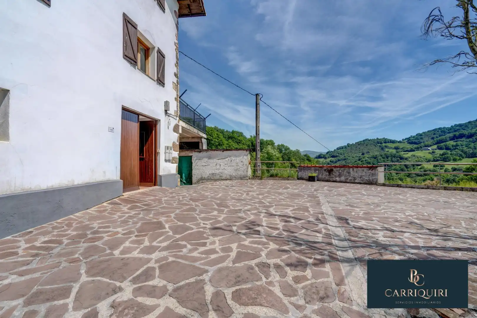 Exterior view of Houses for sale in Oiz