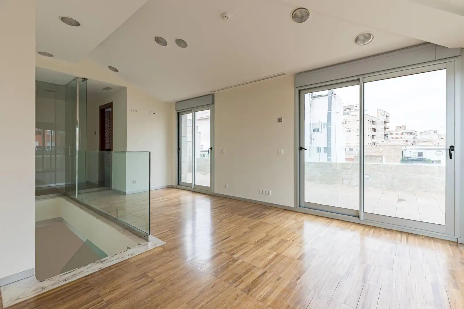 Sala de estar de Ático en venta en Murcia con Aire acondicionado, Calefacción y Parquet