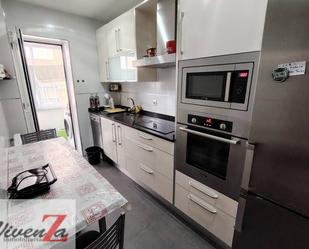 Kitchen of Flat to rent in Zamora Capital   with Heating, Furnished and Balcony