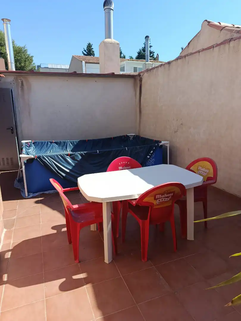Terrassa de Casa adosada en venda en Mota del Cuervo amb Calefacció, Terrassa i Moblat