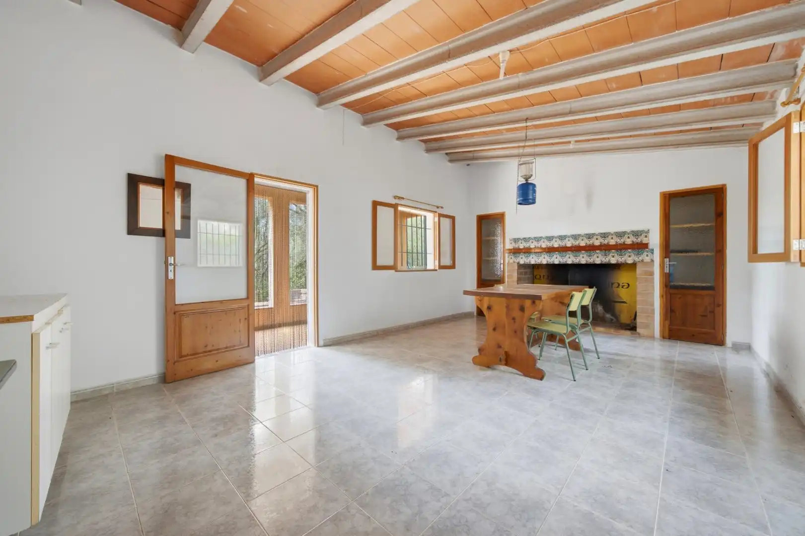 Menjador de Finca rústica en venda en Petra amb Jardí privat, Terrassa i Traster