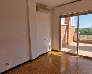 Bedroom of Flat to rent in Rivas-Vaciamadrid  with Air Conditioner and Terrace