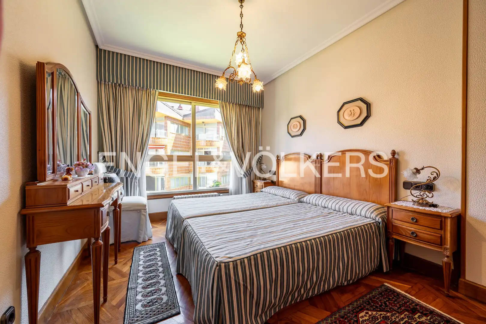 Habitación de Piso en venta en Zarautz con Calefacción, Parquet y Terraza