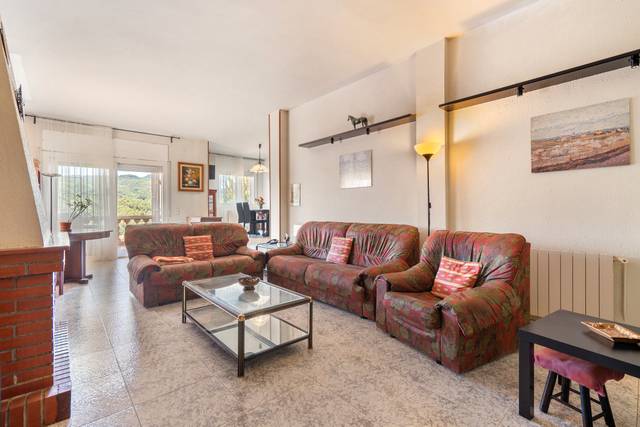 Casa-chalet en Venta en La Palma de Cervelló