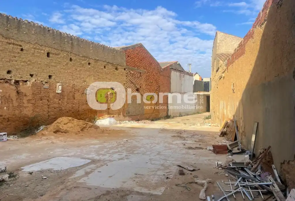 Casa adosada en venta en San Cristóbal de Entreviñas
