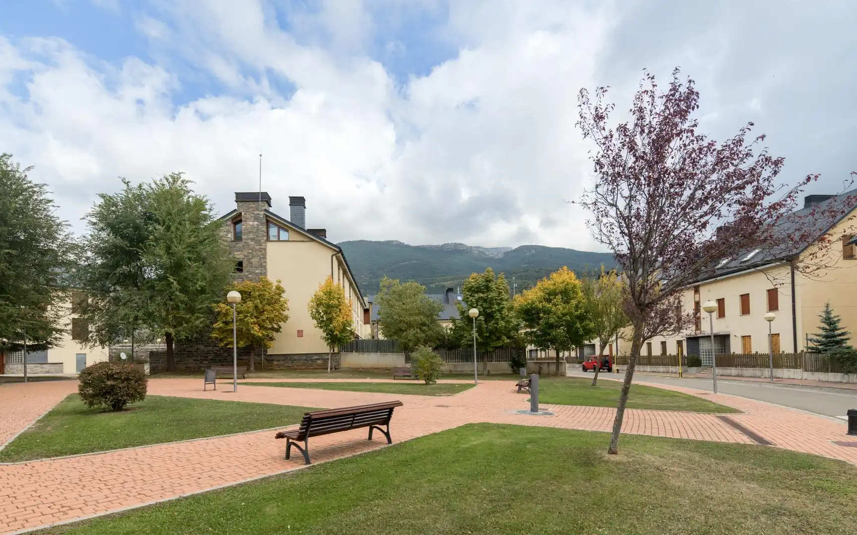 Außenansicht von Dachboden zur Miete in Villanúa, Huesca