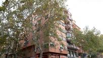 Exterior view of Flat for sale in  Barcelona Capital  with Air Conditioner and Terrace