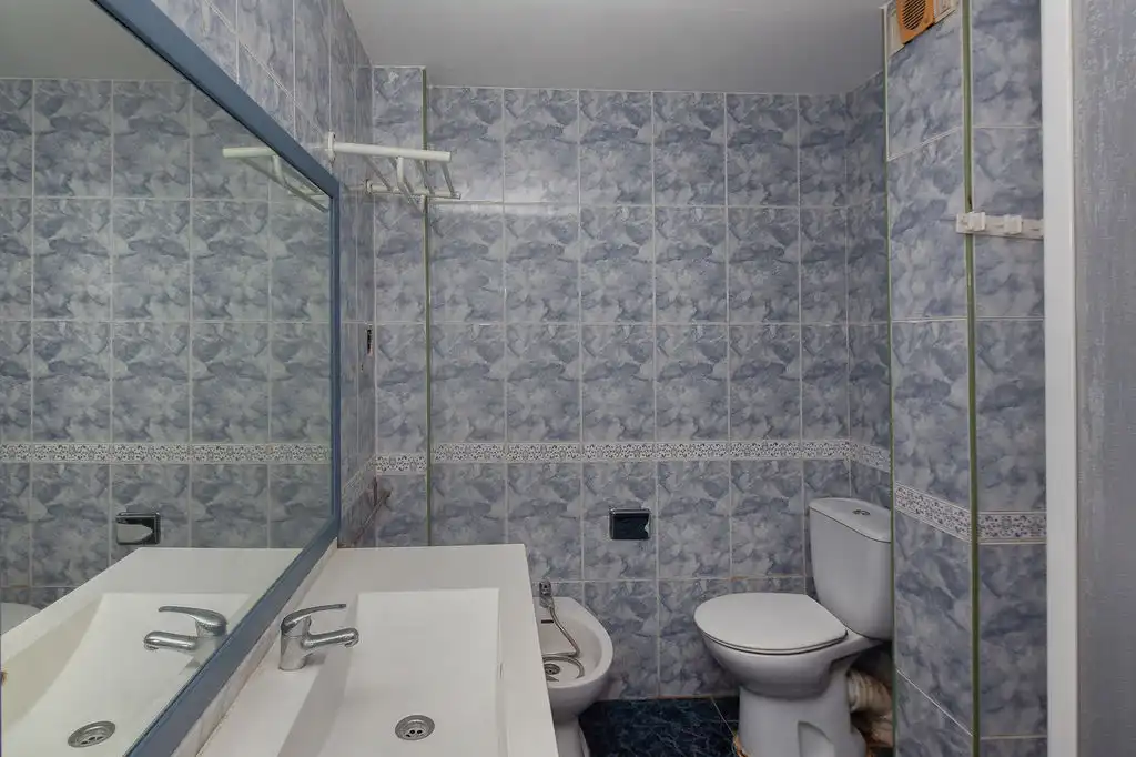 Baño de Piso en venta en Valencia con Balcón