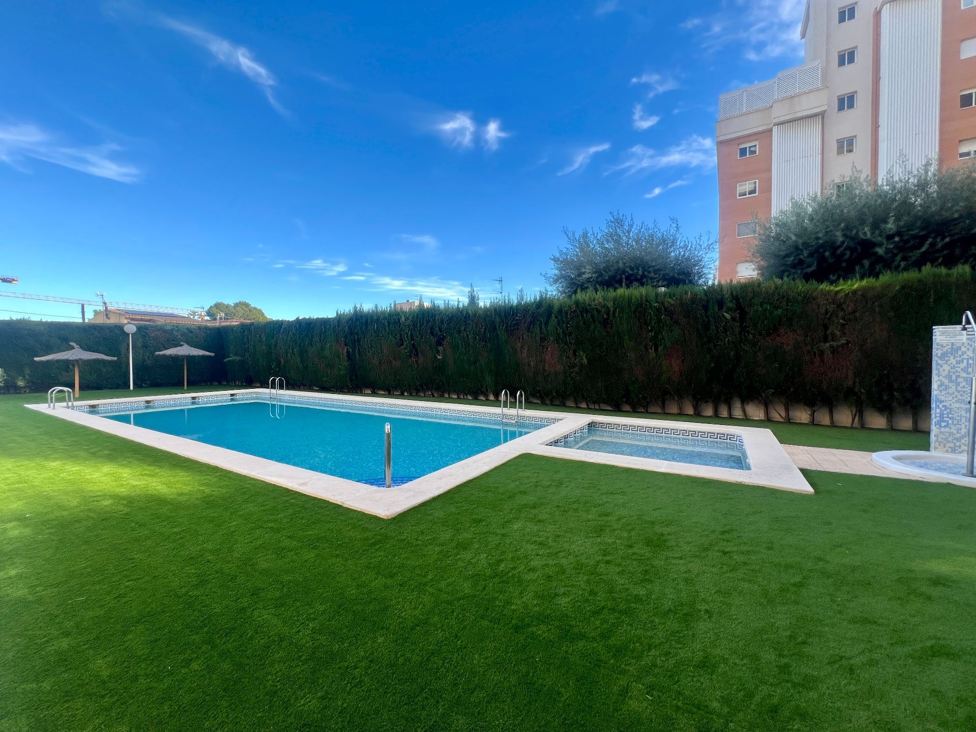 Piscina de Piso en venta en Alicante / Alacant con Aire acondicionado, Calefacción y Terraza