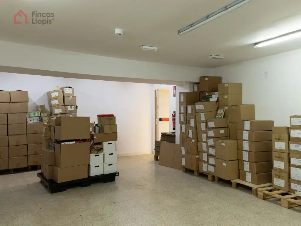 Business premises for sale in Calle Alts Forns 68, imagen 20