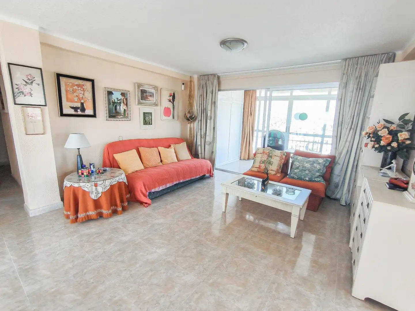 Living room of Flat for sale in Benidorm  with Private garden, Terrace and Furnished