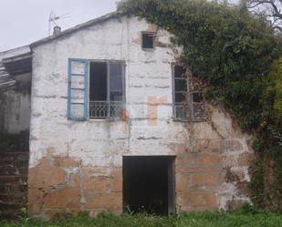 Vista exterior de Finca rústica en venda en Moaña amb Jardí privat